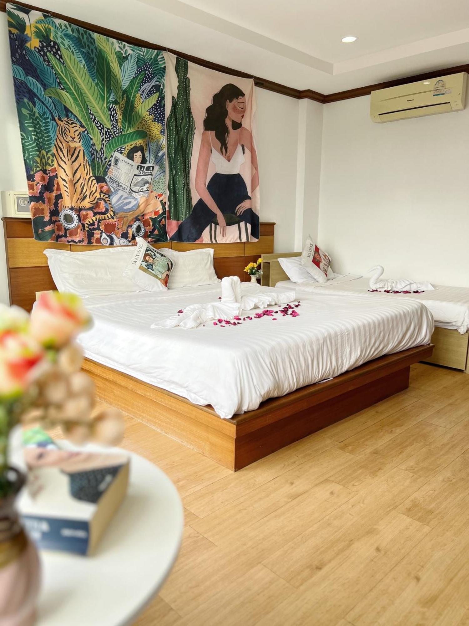 Hotel Lanting Patong Exterior foto
