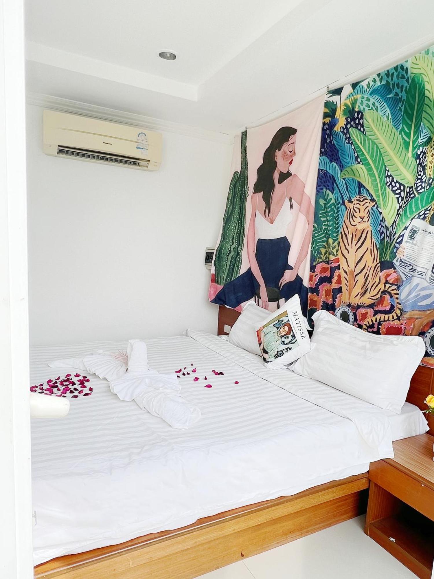 Hotel Lanting Patong Exterior foto